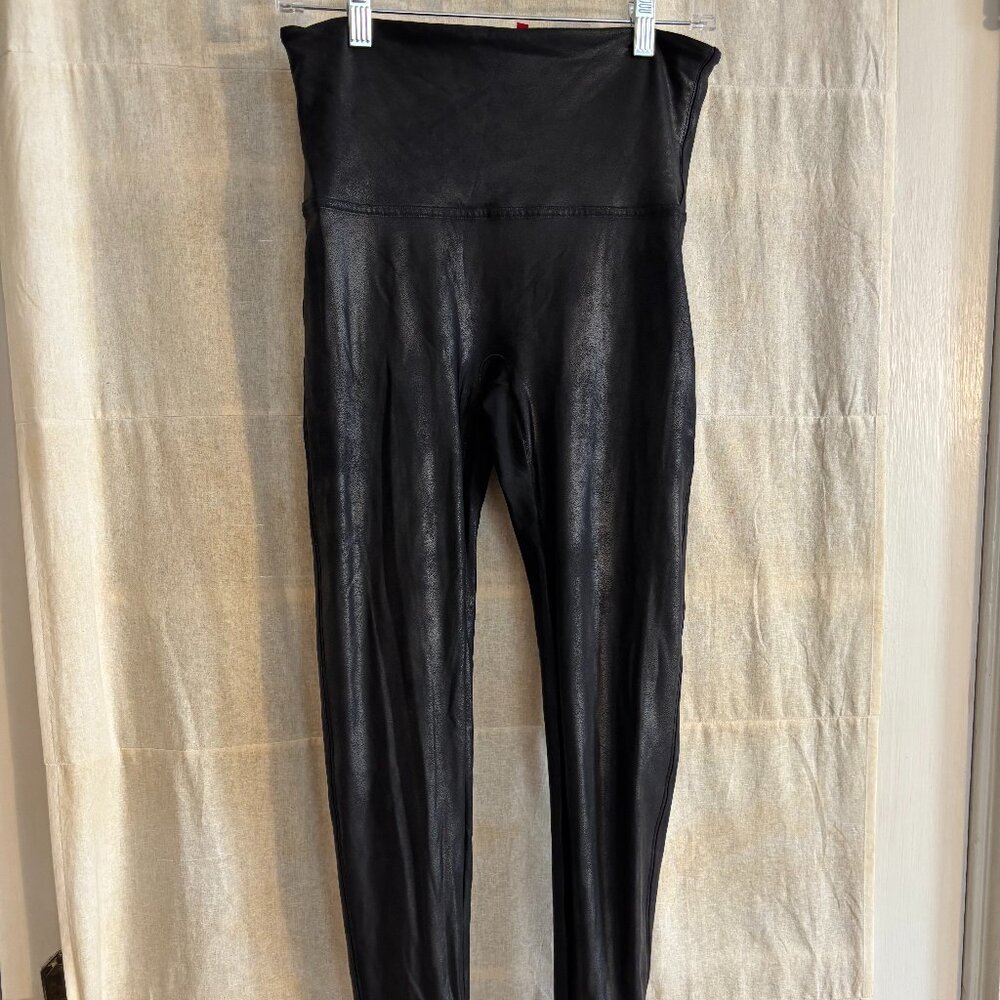 Spanx Leggings Faux Leather Shine Effect